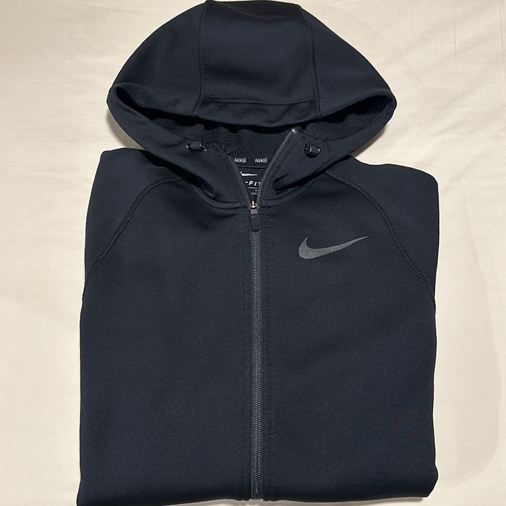 Nike, Size Medium, Black